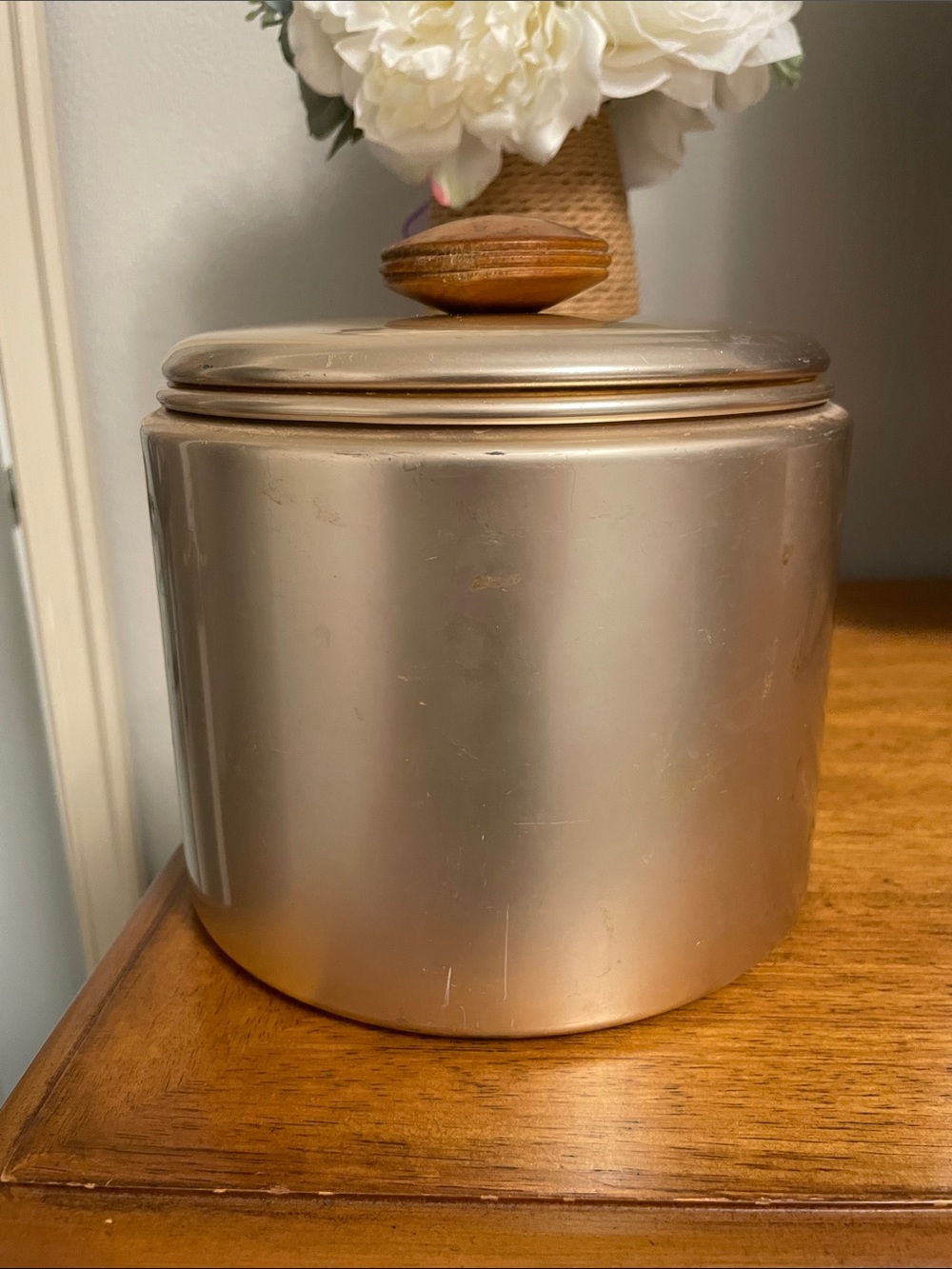 MCM Vintage MIRRO Rose Copper Aluminum 3 Quart Canister with Wood Knob